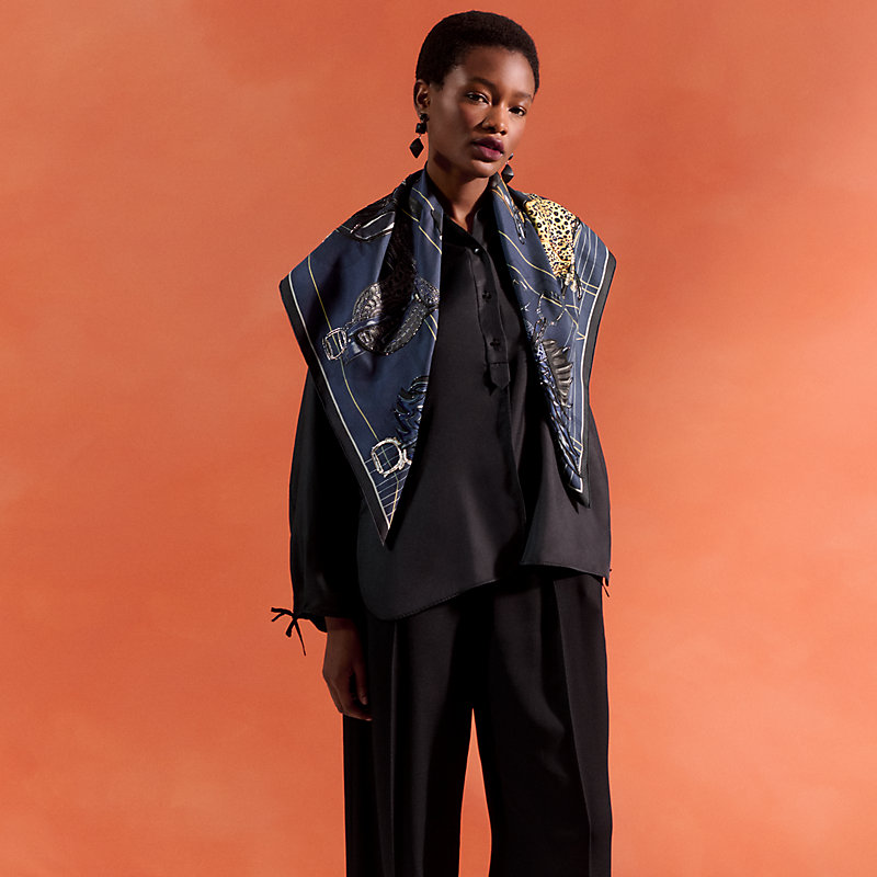Tous en Selle embroidered scarf 90 - Blue | Hermès Mainland China